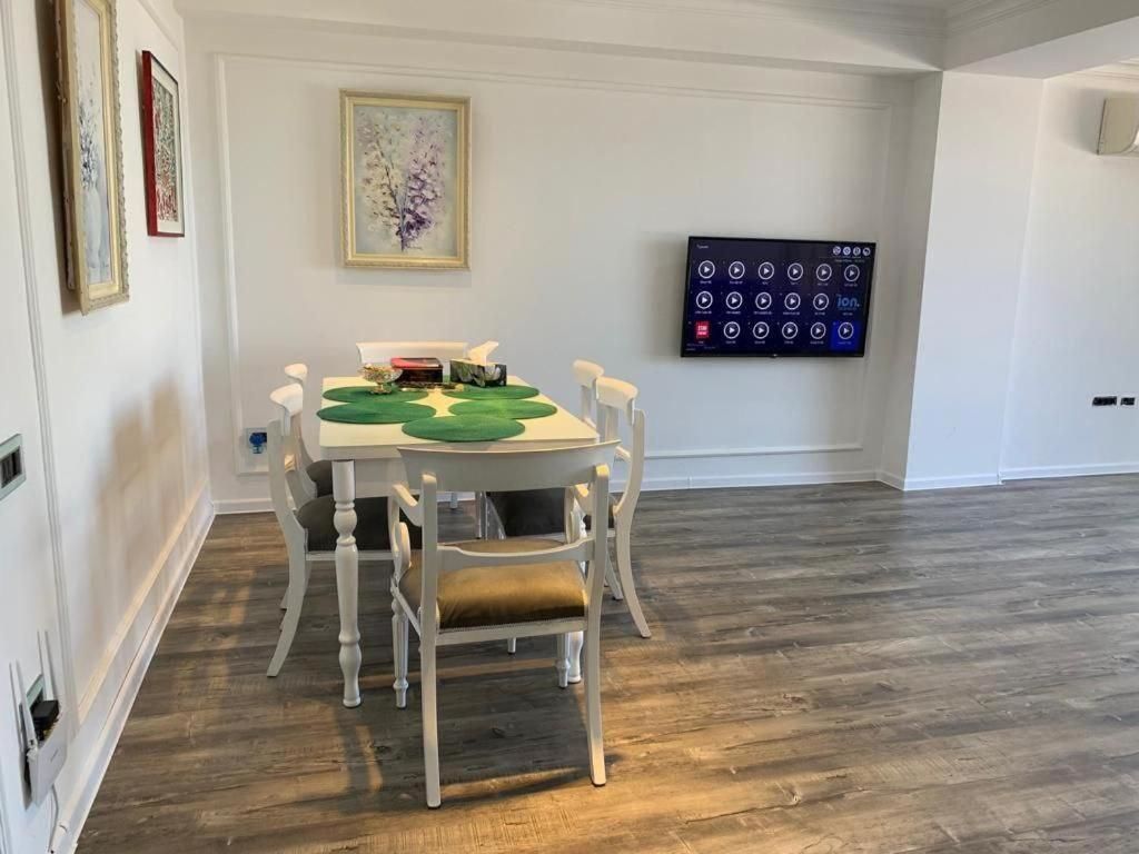 Апартаменты Boulevard Sea-View Apartment Баку