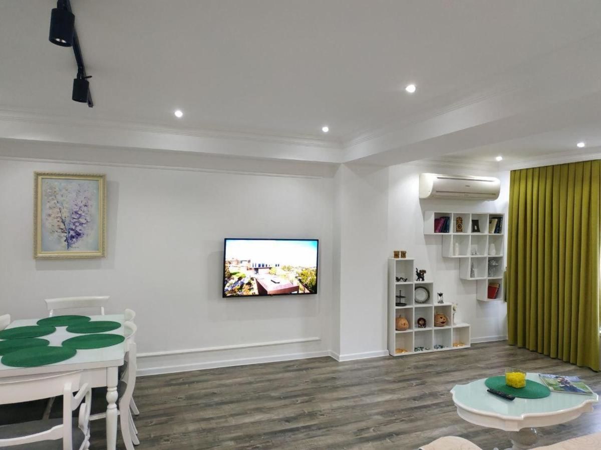 Апартаменты Boulevard Sea-View Apartment Баку